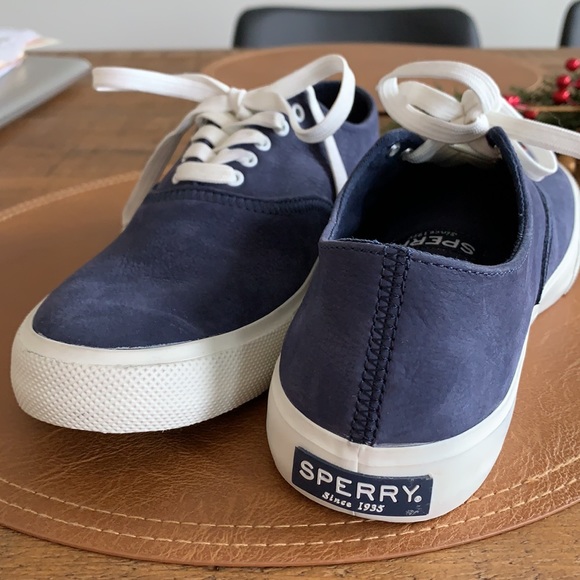 Men’s Sperry shoes - Picture 4 of 7